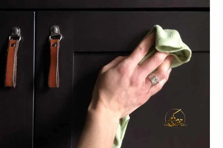 از بین بردن خش کابینت هایگلاس